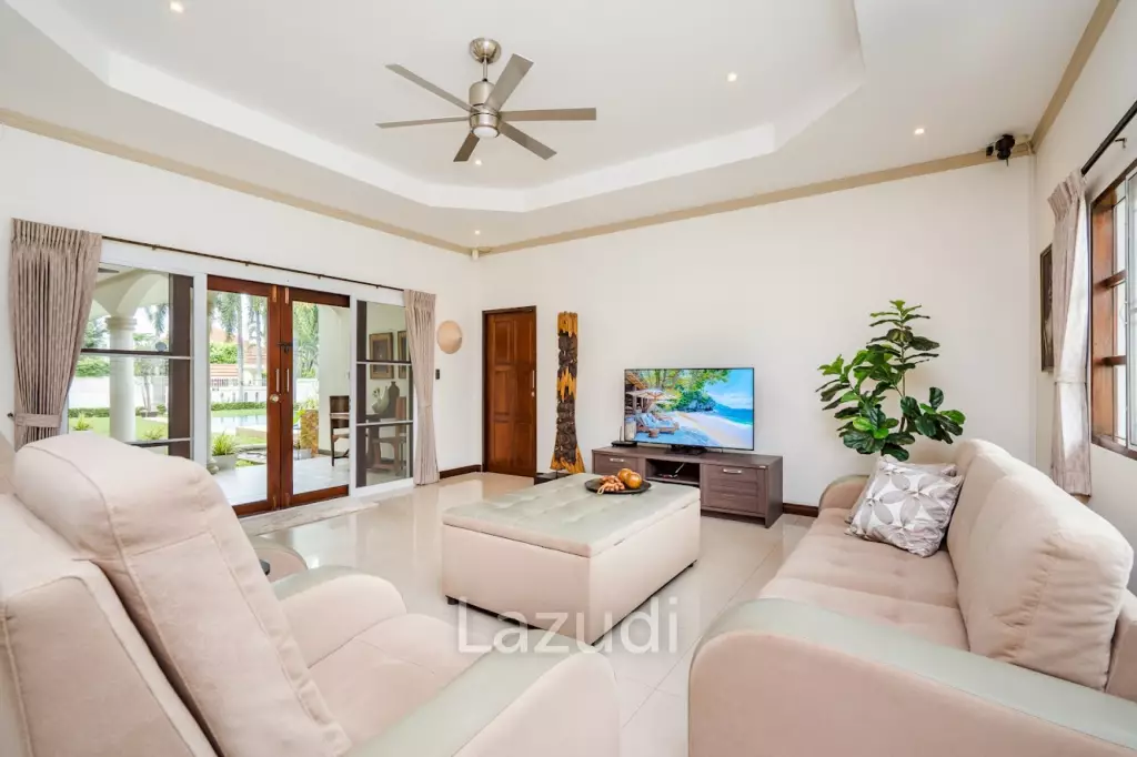 Luxurious 4-Bedroom Villa in Hua Hin with Pool