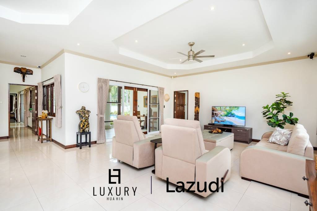 Luxurious 4-Bedroom Villa in Hua Hin with Pool