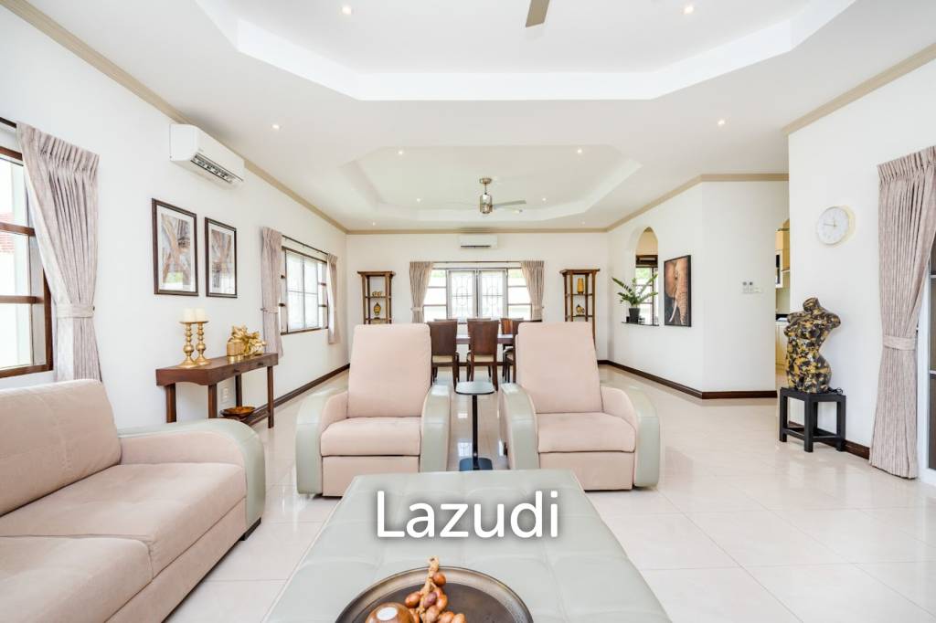 Luxurious 4-Bedroom Villa in Hua Hin with Pool