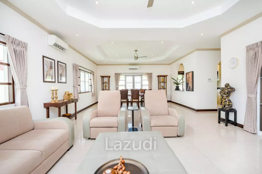 Luxurious 4-Bedroom Villa in Hua Hin with Pool