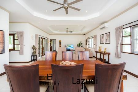Luxurious 4-Bedroom Villa in Hua Hin with Pool