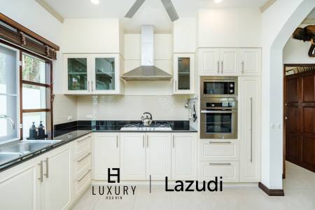 Luxurious 4-Bedroom Villa in Hua Hin with Pool