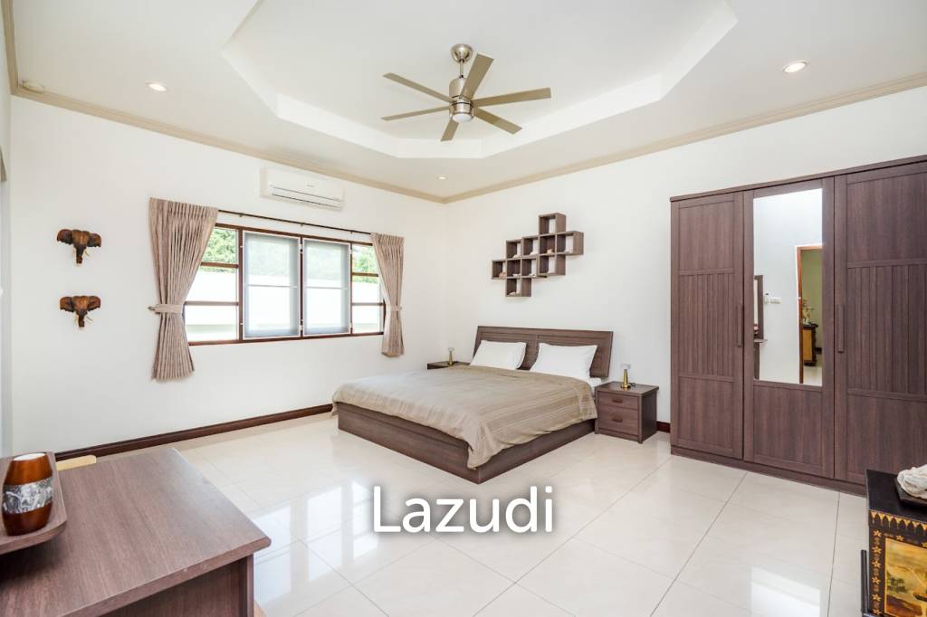 Luxurious 4-Bedroom Villa in Hua Hin with Pool