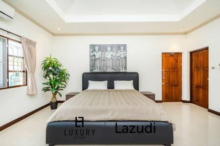 Luxurious 4-Bedroom Villa in Hua Hin with Pool