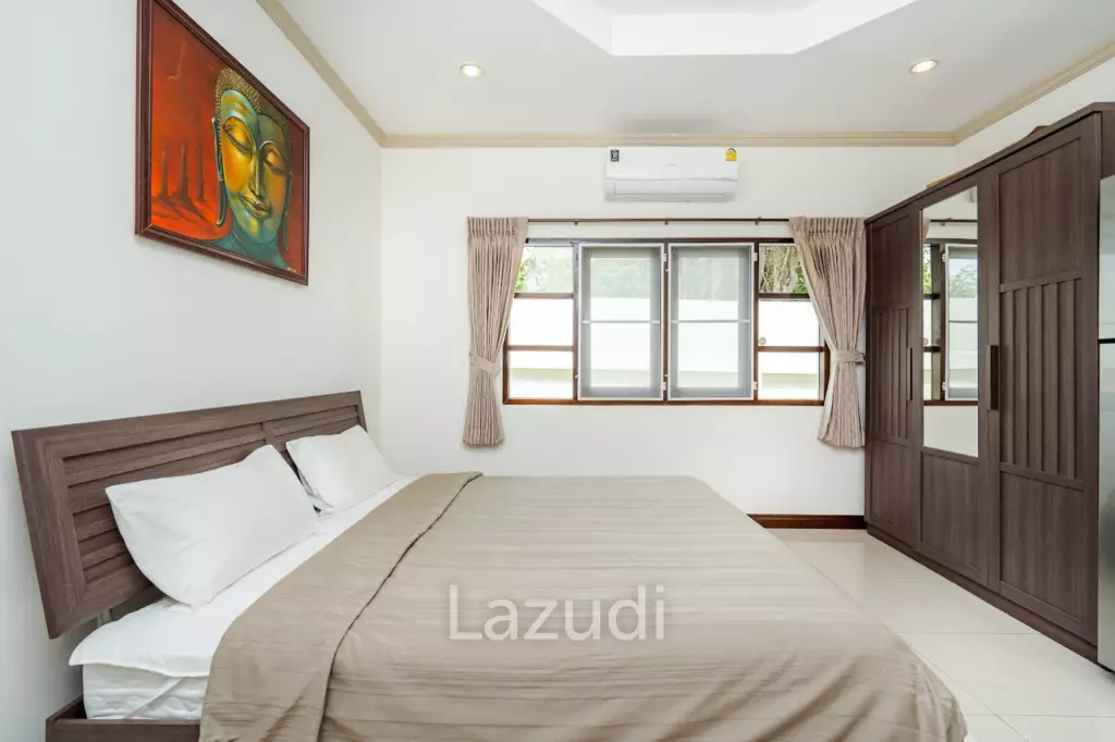 Luxurious 4-Bedroom Villa in Hua Hin with Pool