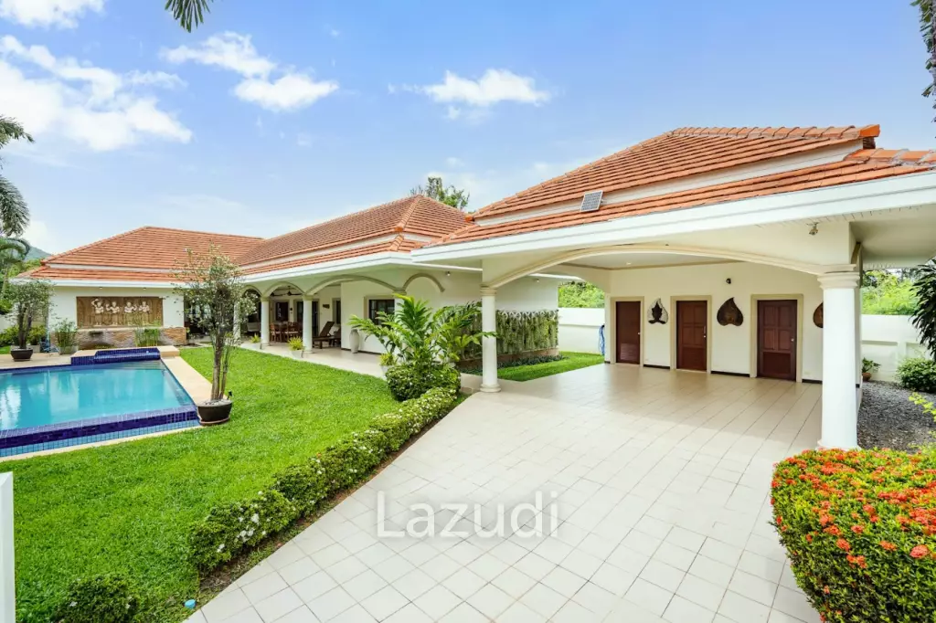 Luxurious 4-Bedroom Villa in Hua Hin with Pool