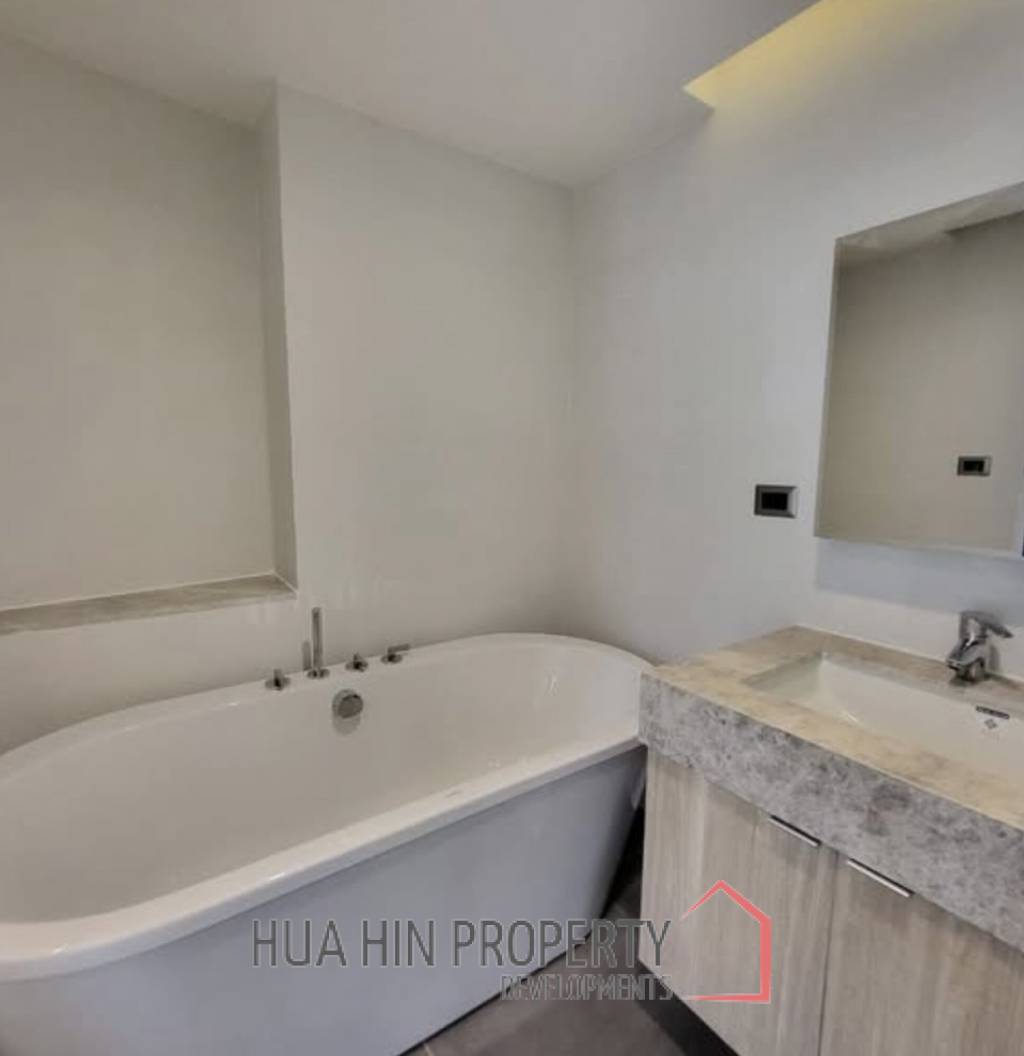 THE PINE HUA HIN : Luxurious 3 Bed Condo near the Beach THE PINE HUA HIN : Luxurious 3 Bed Condo near the Beach