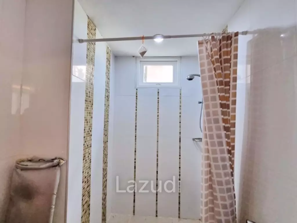 1 Bedroom 1 Bathroom 36 SQ.M. Paradise Park