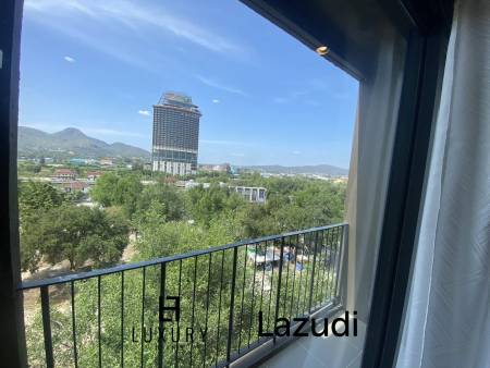 La Habana Hua Hin: 8 floor, bright condo for rent