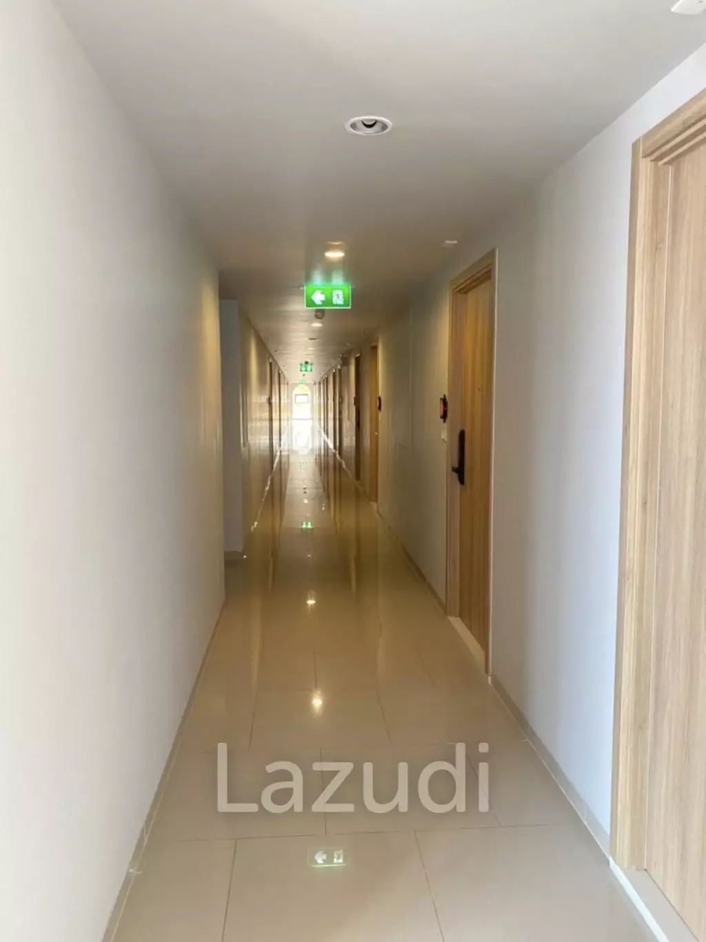 La Habana Hua Hin: 8 floor, bright condo for rent