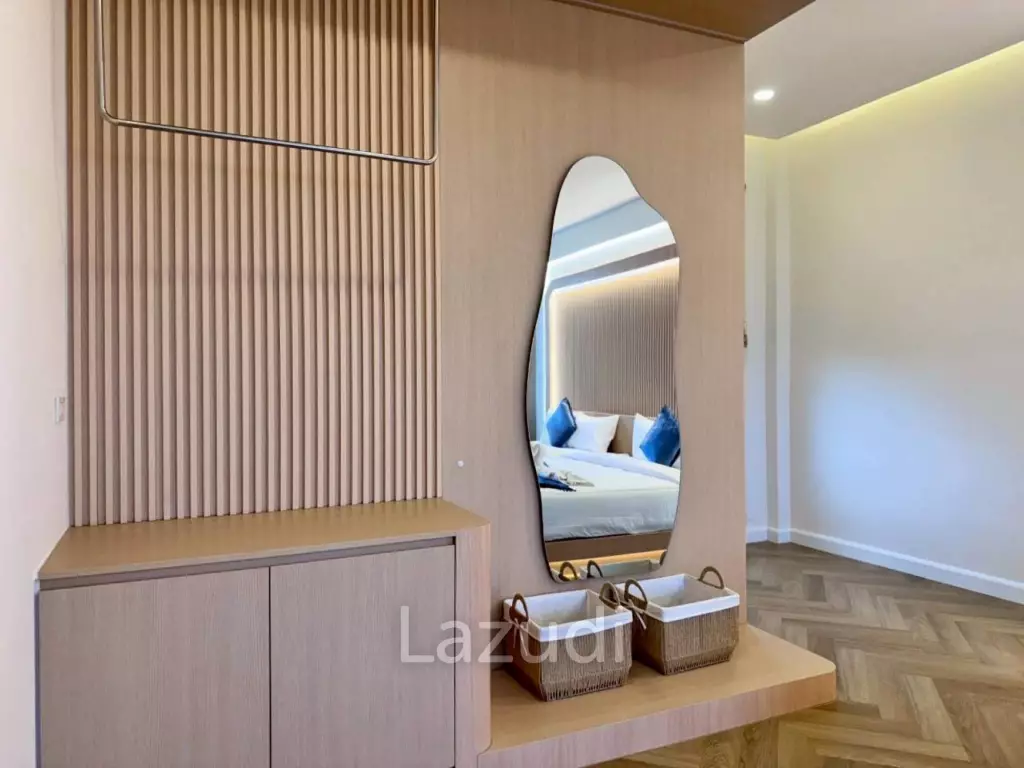 5 Beds 7 Baths 550 SQ.M. Mediterranean Style Villa