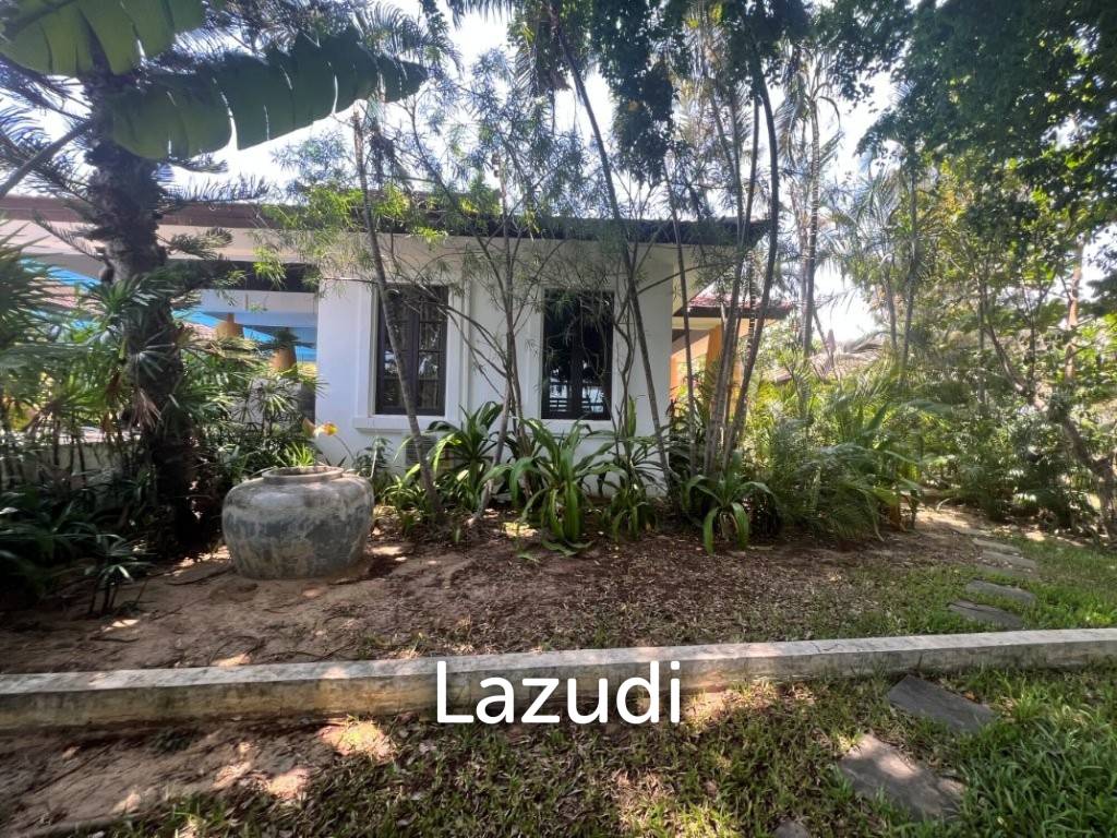 HUNSA RESIDENCES : 4 Bed Pool Villa with sea and mountain view