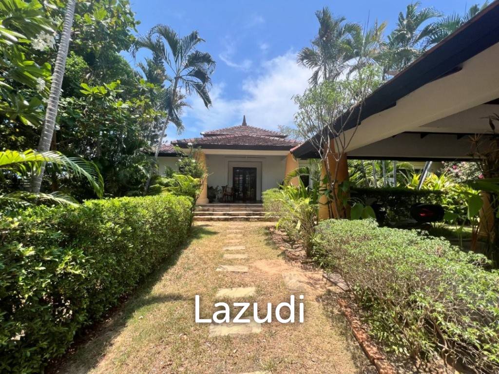 HUNSA RESIDENCES : 4 Bed Pool Villa with sea and mountain view