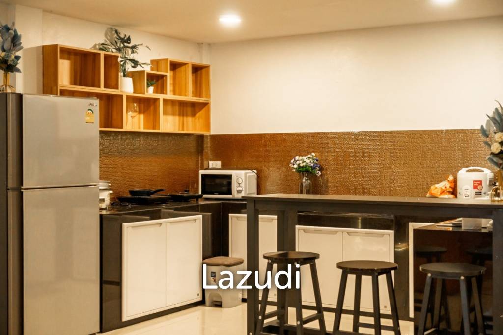 5 Bed 5 Bath 400 SQ.M Townhouse in Thonglor 25