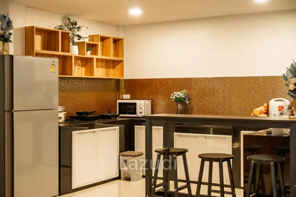 5 Bed 5 Bath 400 SQ.M Townhouse in Thonglor 25