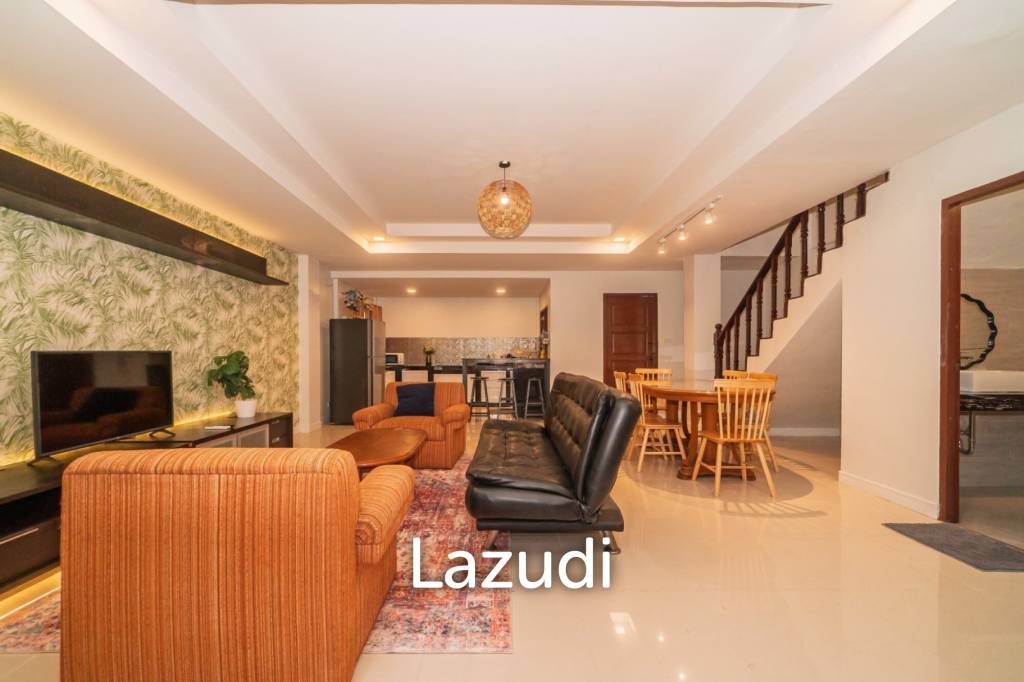 5 Bed 5 Bath 400 SQ.M Townhouse in Thonglor 25