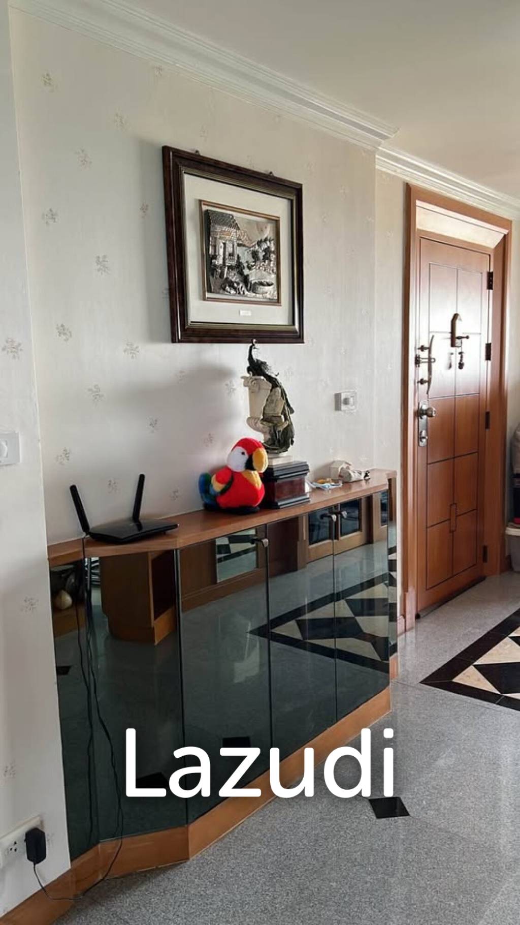 Cha-am: 140 SQM Beachfront Condotel Cliff and Beach