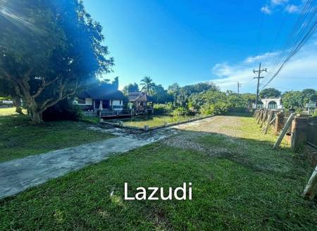 Land for Sale with Buildings Near University in Ban Du