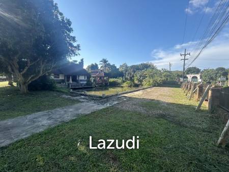 Land for Sale with Buildings Near University in Ban Du