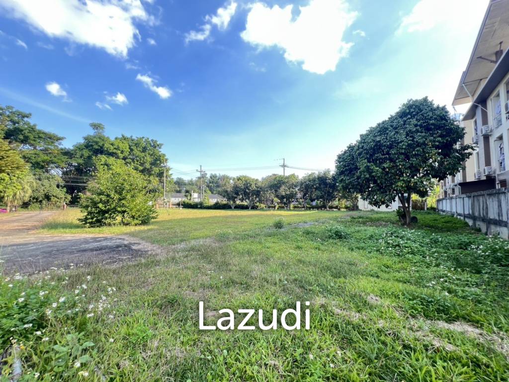 Land for Sale with Buildings Near University in Ban Du