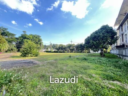 Land for Sale with Buildings Near University in Ban Du