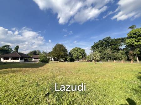 Land for Sale with Buildings Near University in Ban Du