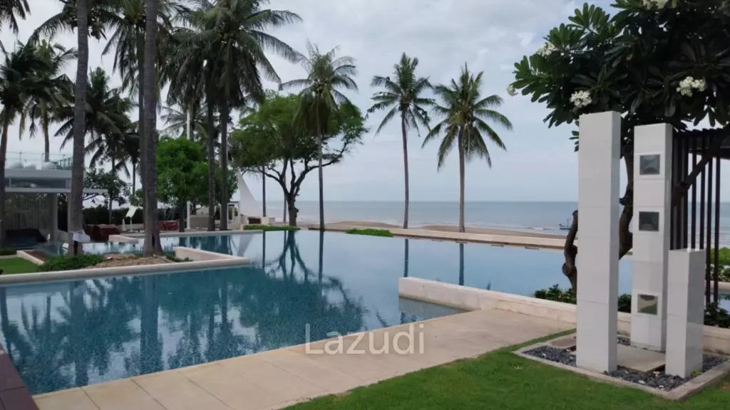 Ocas: Beachfront 2-Bedroom Condo with Resort-Style