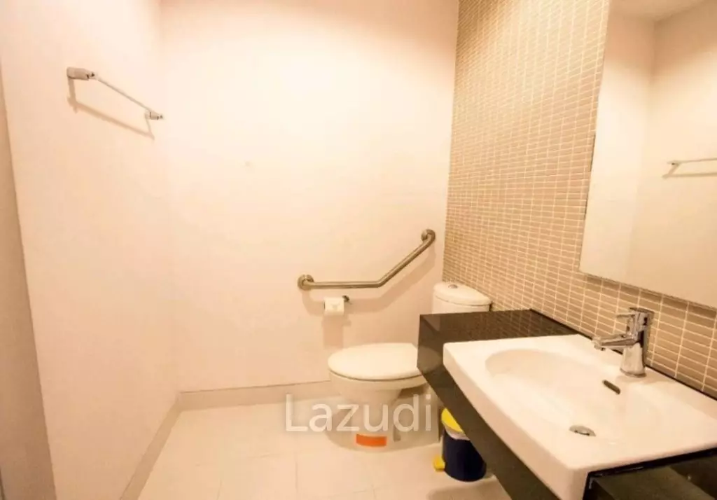 Baan San Dao: Absolute Beachfront in heart of HUA HIN