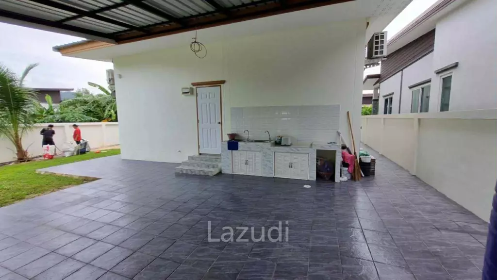 Cha-am:  Brand New 4 bedroom Detached House