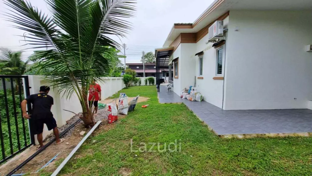 Cha-am:  Brand New 4 bedroom Detached House