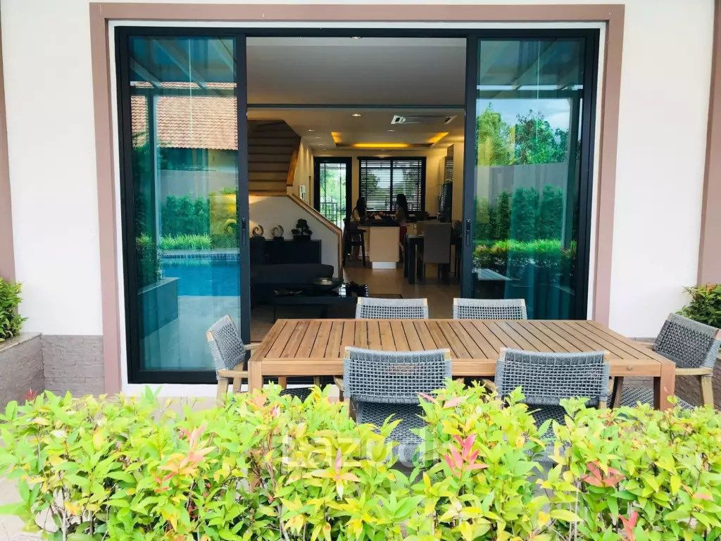 Riviera Pearl Resort Homes: New Townhome, Pool, 2 Bedroom