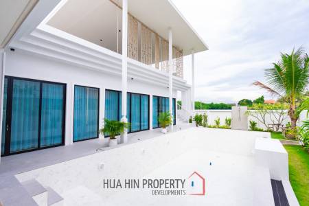 3 Bed 4 Bath 374.15 SQ.M LA LUCA City Villa Hua Hin 3 Bed 4 Bath 374.15 SQ.M LA LUCA City Villa Hua Hin