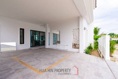 3 Bed 4 Bath 374.15 SQ.M LA LUCA City Villa Hua Hin 3 Bed 4 Bath 374.15 SQ.M LA LUCA City Villa Hua Hin