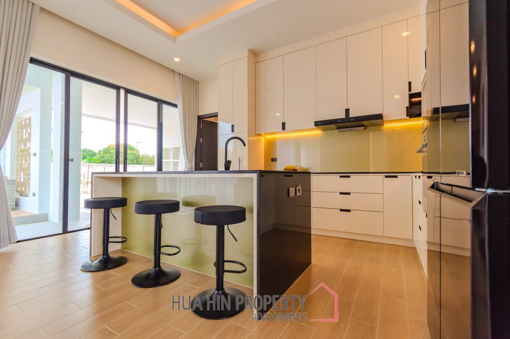 3 Bed 4 Bath 374.15 SQ.M LA LUCA City Villa Hua Hin 3 Bed 4 Bath 374.15 SQ.M LA LUCA City Villa Hua Hin