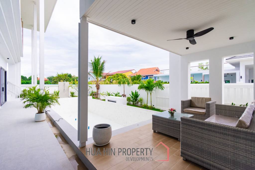 3 Bed 4 Bath 374.15 SQ.M LA LUCA City Villa Hua Hin 3 Bed 4 Bath 374.15 SQ.M LA LUCA City Villa Hua Hin