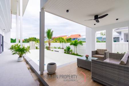 3 Bed 4 Bath 374.15 SQ.M LA LUCA City Villa Hua Hin 3 Bed 4 Bath 374.15 SQ.M LA LUCA City Villa Hua Hin