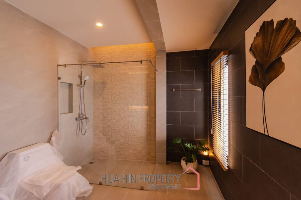 3 Bed 4 Bath 374.15 SQ.M LA LUCA City Villa Hua Hin 3 Bed 4 Bath 374.15 SQ.M LA LUCA City Villa Hua Hin