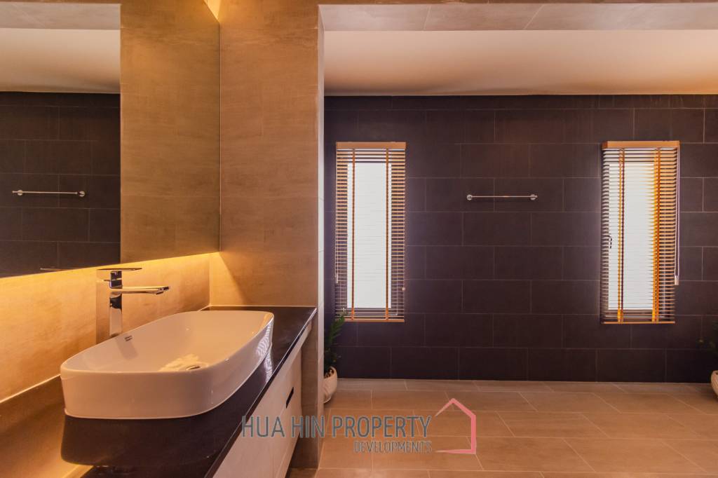 3 Bed 4 Bath 374.15 SQ.M LA LUCA City Villa Hua Hin 3 Bed 4 Bath 374.15 SQ.M LA LUCA City Villa Hua Hin
