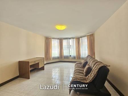 BAAN SUKSAMRAAN :  3 Storey townhouse near town and beach BAAN SUKSAMRAAN :  3 Storey townhouse near town and beach