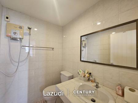 BAAN SUKSAMRAAN :  3 Storey townhouse near town and beach BAAN SUKSAMRAAN :  3 Storey townhouse near town and beach