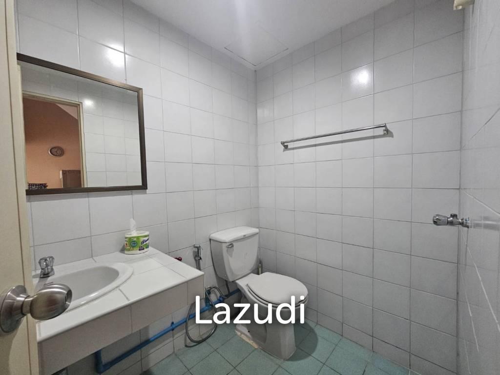 350 Kvm 4 Seng 4 Bad Rekkehus for Salg