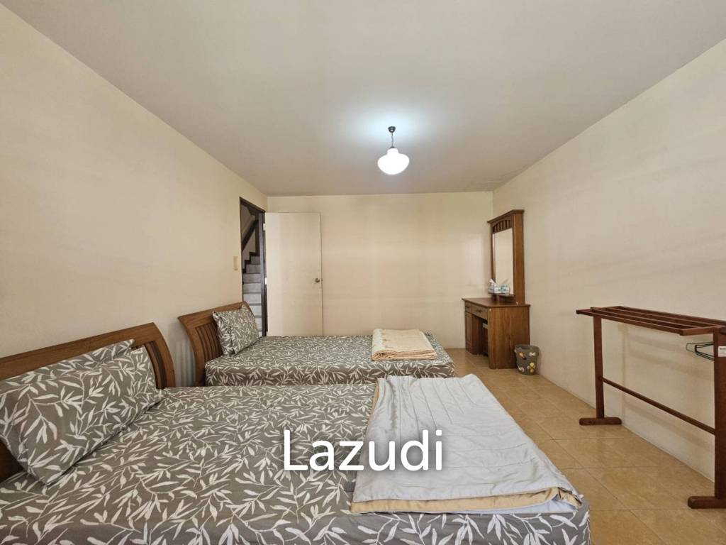 350 Kvm 4 Seng 4 Bad Rekkehus for Salg