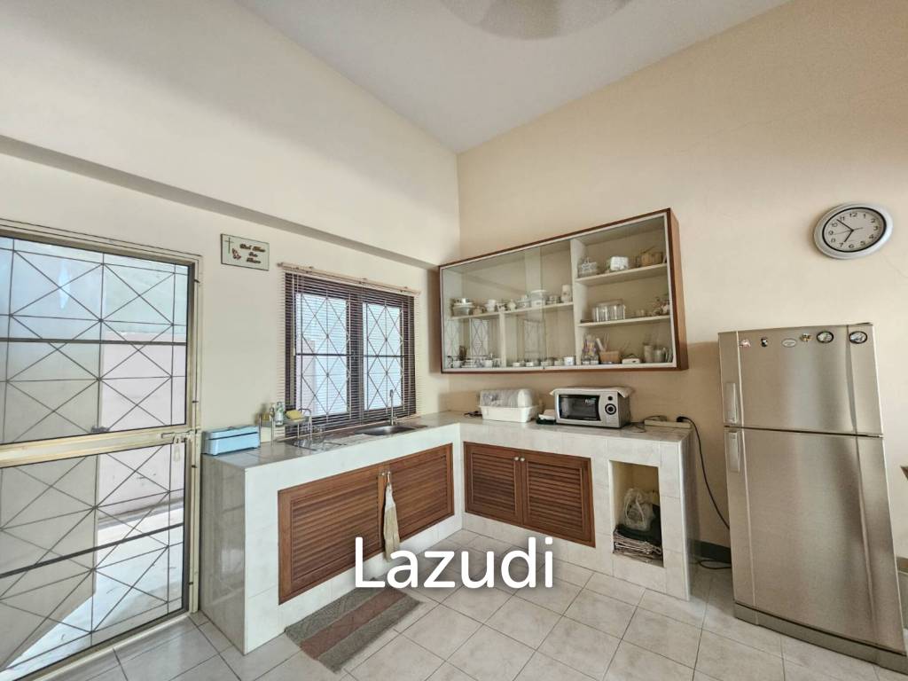 350 Kvm 4 Seng 4 Bad Rekkehus for Salg