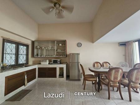 BAAN SUKSAMRAAN :  3 Storey townhouse near town and beach BAAN SUKSAMRAAN :  3 Storey townhouse near town and beach