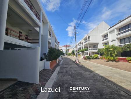BAAN SUKSAMRAAN :  3 Storey townhouse near town and beach BAAN SUKSAMRAAN :  3 Storey townhouse near town and beach