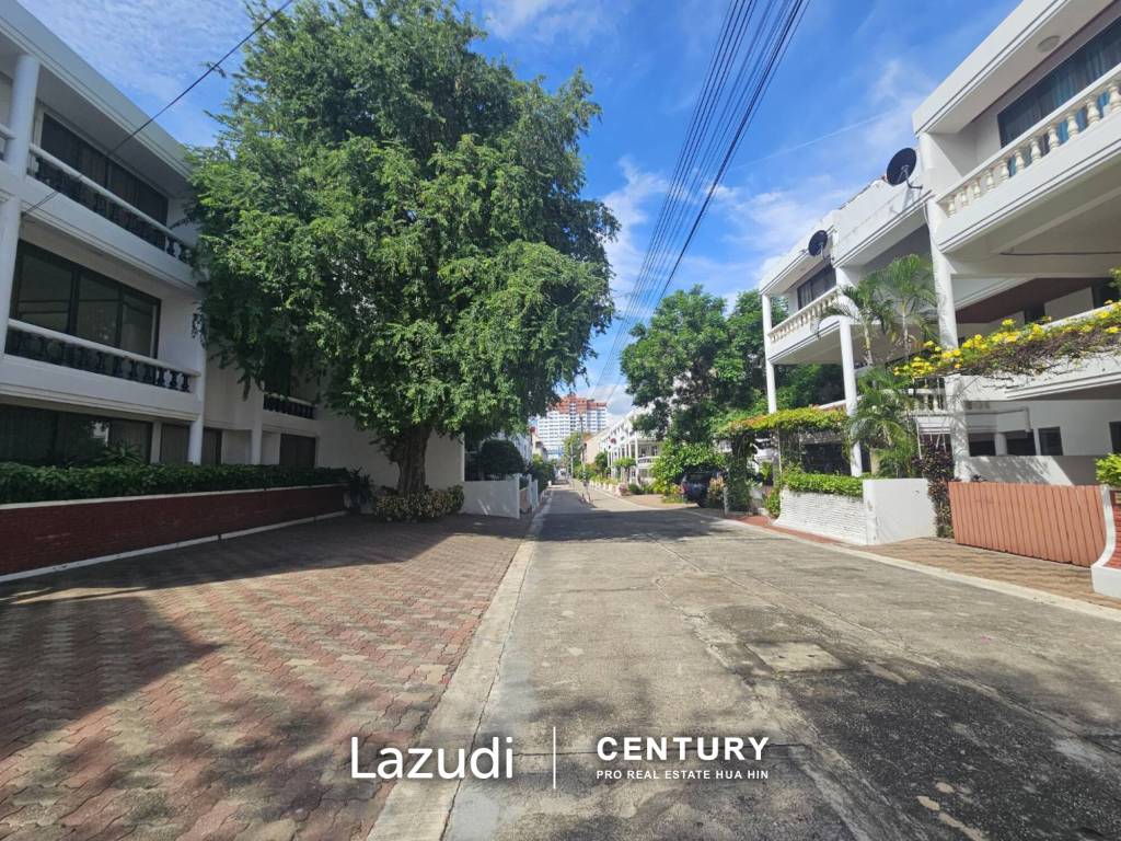 BAAN SUKSAMRAAN :  3 Storey townhouse near town and beach BAAN SUKSAMRAAN :  3 Storey townhouse near town and beach