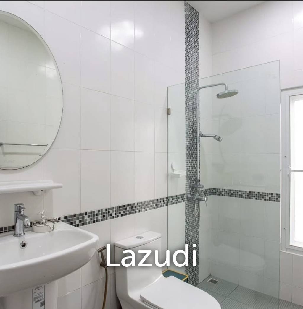 AV 88 GOLD B ; 4 bed pool villa