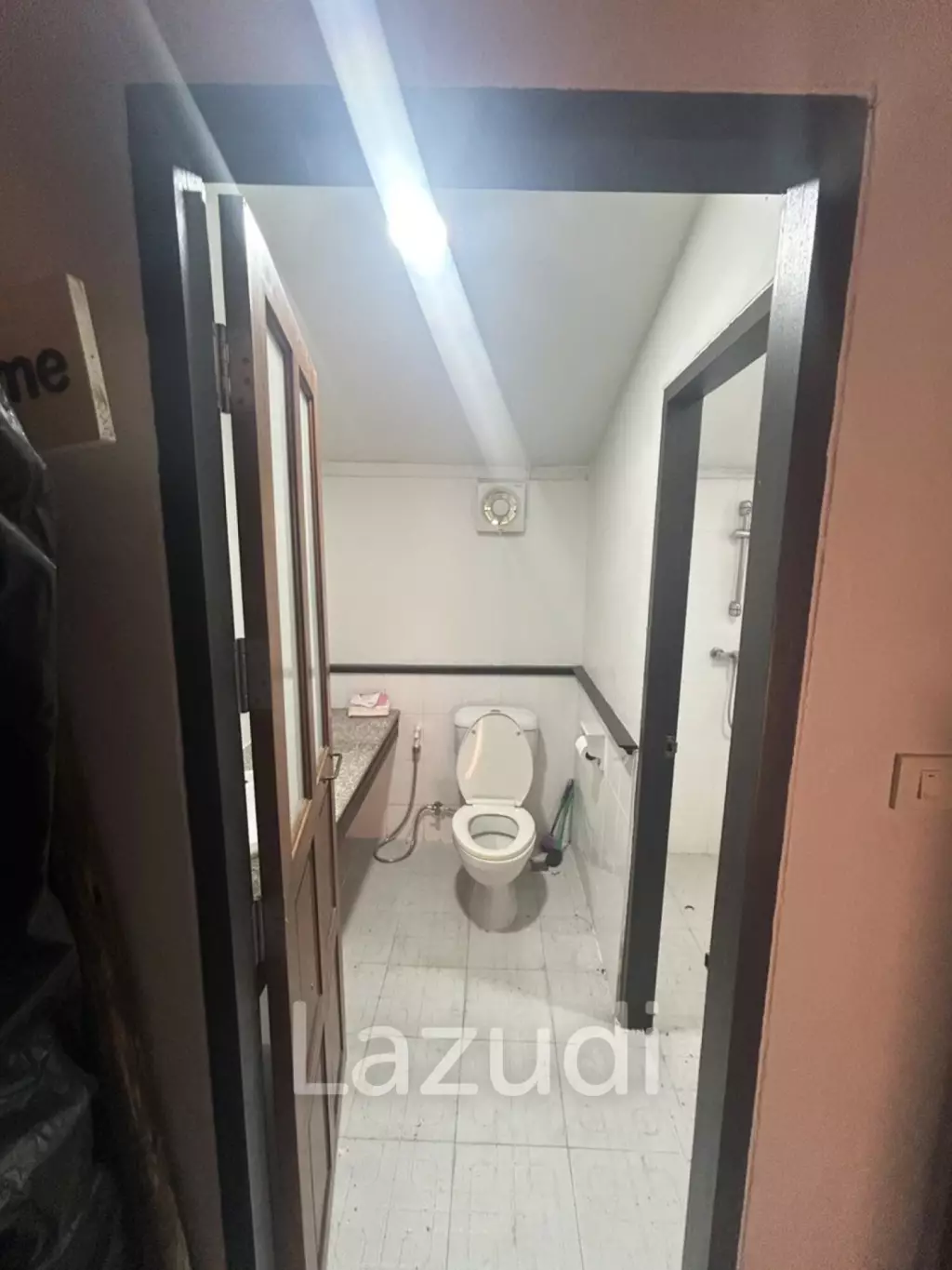 ขายบ้านพร้อมที่ดิน 2 ไร่ใกล้มหาวิทยาลัยและสนามบินในต.บ้านดู่