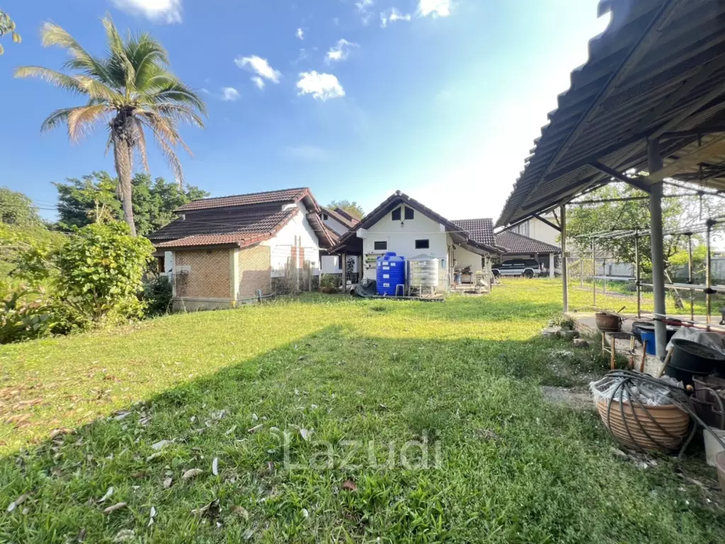 ขายบ้านพร้อมที่ดิน 2 ไร่ใกล้มหาวิทยาลัยและสนามบินในต.บ้านดู่