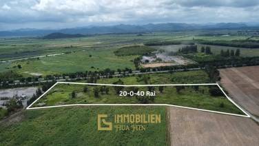 Erstklassiges 32.000 qm Grundstück im malerischen Hua Hin